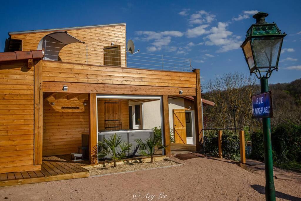 הוילה Chouvigny Gite Du Mont Plaisir מראה חיצוני תמונה